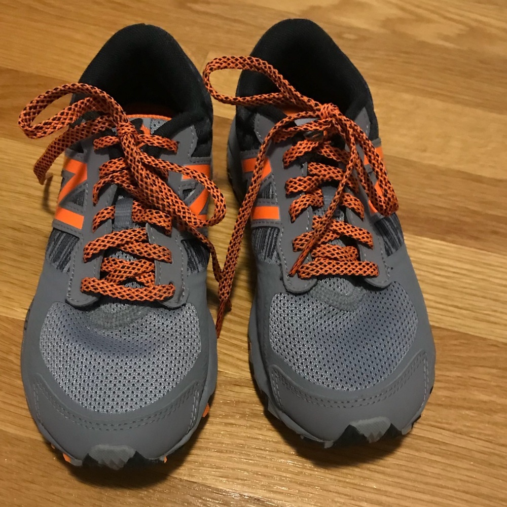 Boys new balance grey sneakers